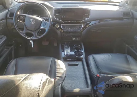 2019 Honda Pilot Touring z USA, uszkodzony, nr VIN 5FNYF5H65KB019882